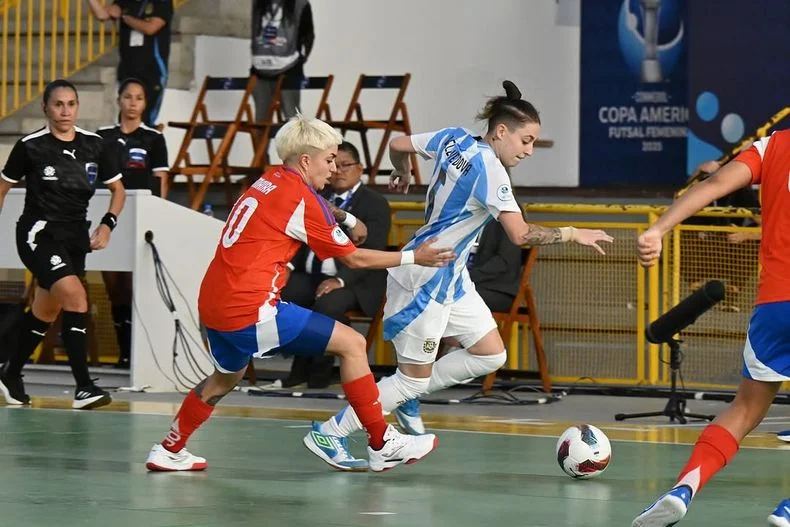 La Selección argentina de fútbol de salón arrancó con todo en Brasil