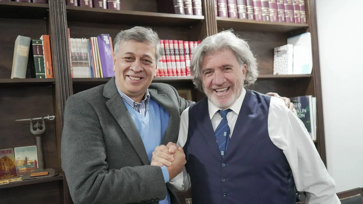 ¿Peligra la alianza?: Dos partidos políticos del frente de Daniel Orozco están lejos de constituirse