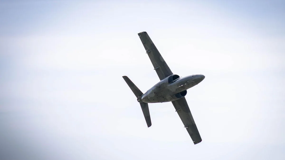 Las mejores fotos del espectacular despliegue aéreo y acuático de la nueva edición de Regatas Vuela