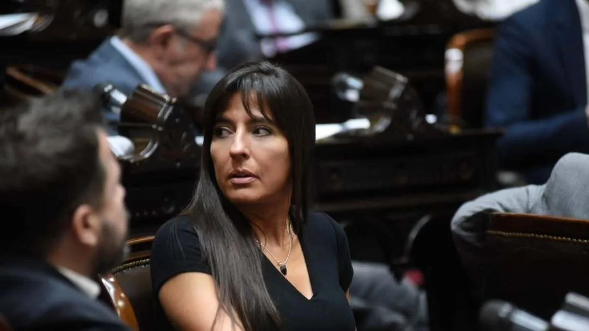 Rosca al rojo vivo: Cornejo desafía el poder de Valdés y busca imponer a Verasay en la conducción de la UCR