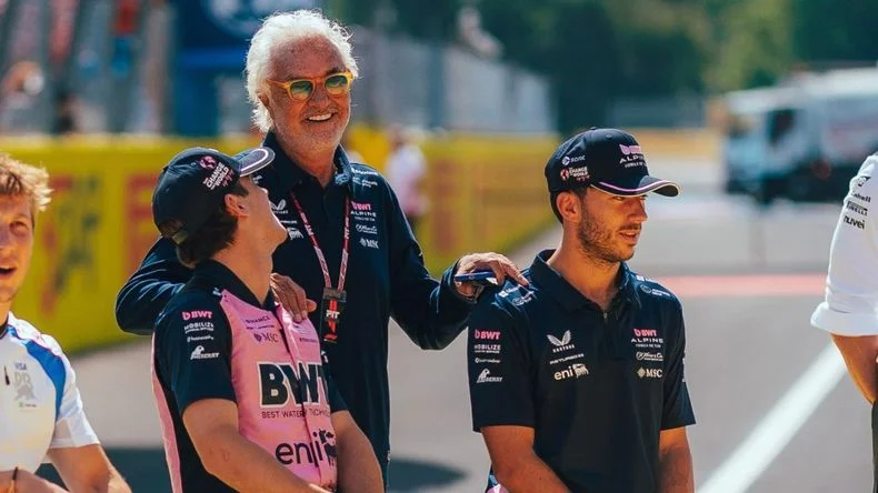 Briatore lo llevó a Alpine y pretende quedarse.