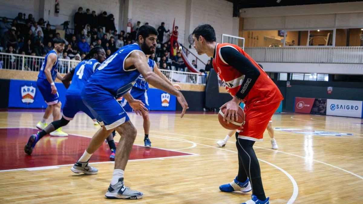 Anzorena sigue imparable y lidera en el Apertura de básquet
