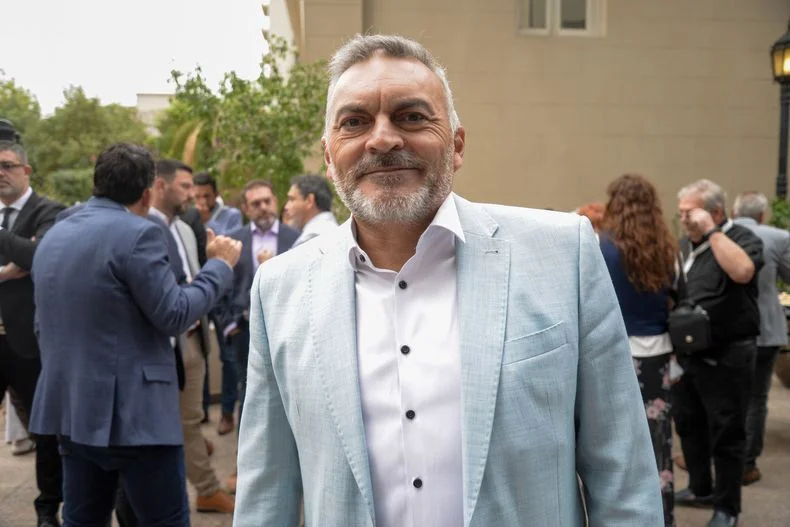 El senador provincial Félix González. 