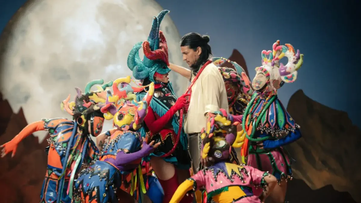 Cazzu celebra sus raíces con "Jujuy estrellado" y lanza un himno al carnaval