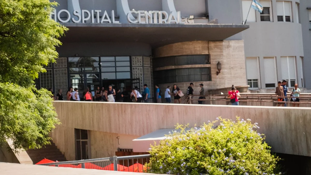 El Gobierno sale a la caza de obras sociales que le deben a salud casi $2.000 millones