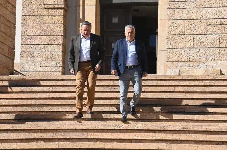 Sergio Marinelli, titular de Irrigaci&oacute;n, junto al gobernador Alfredo Cornejo.&nbsp;