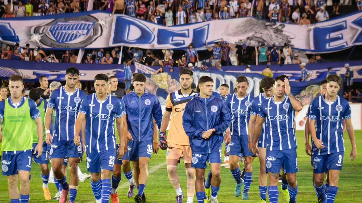 Tras la quita de puntos, Godoy Cruz se hunde en la tabla general y está a dos unidades del descenso