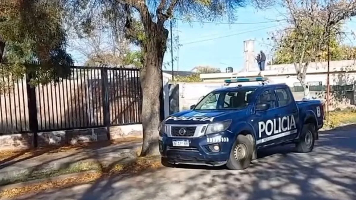 General Alvear: entró por la ventana del baño del Juzgado de Paz y se robó dos armas de fuego