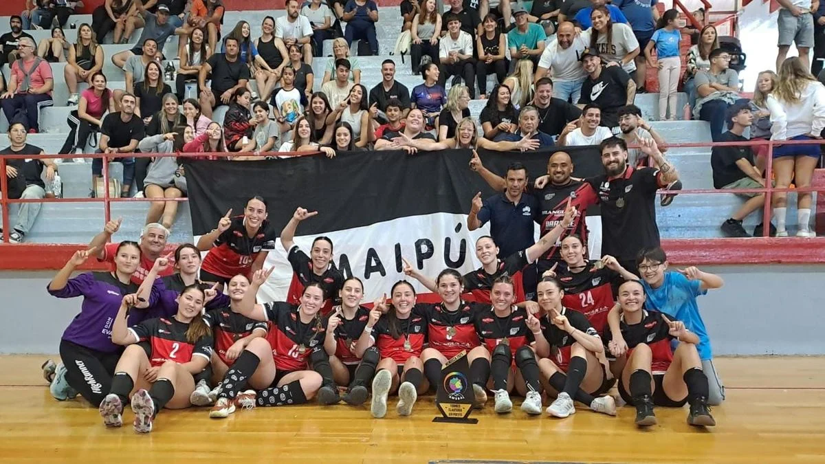 Balonmano: Maipú venció a Regatas, conquistó el Clausura y es el mejor del año