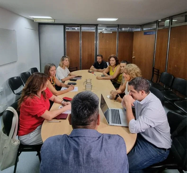 Ampros rechaz&oacute; la segunda propuesta salarial del Gobierno.