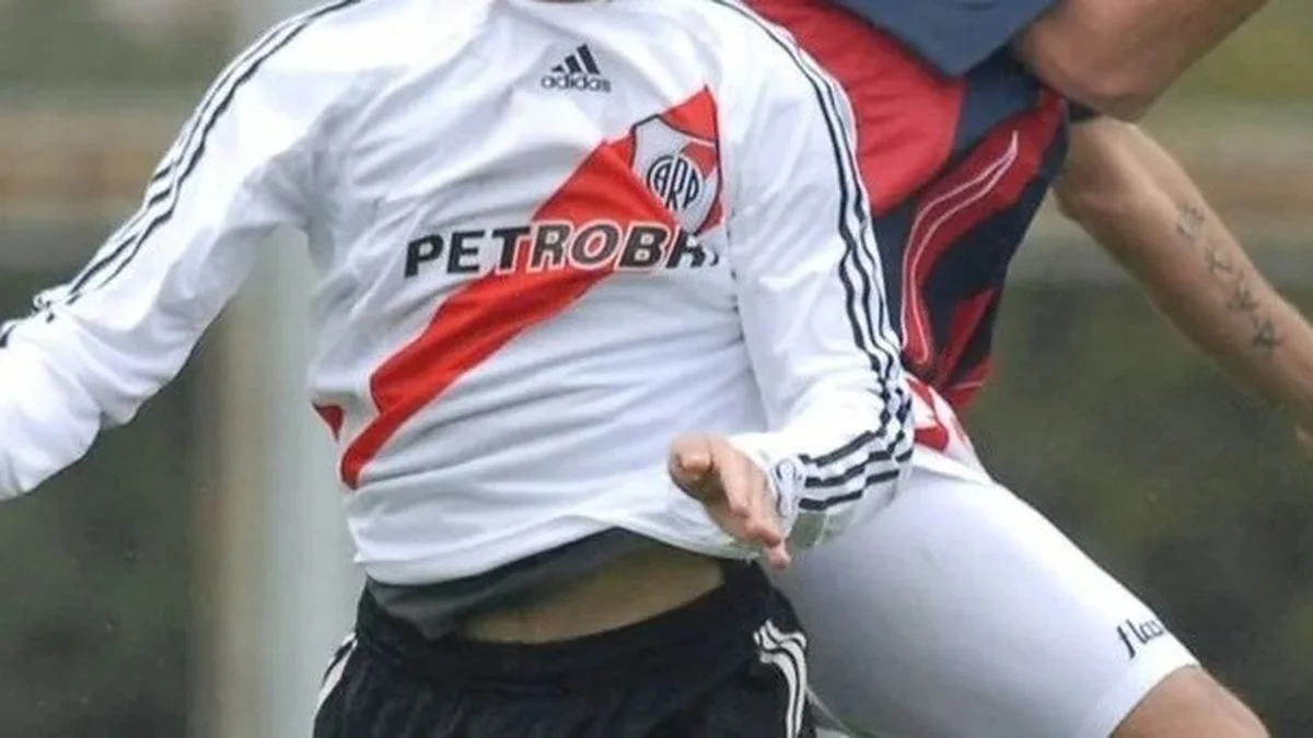 Quién es el polémico ex futbolista de River que se metió en la política y se sumó a La Libertad Avanza