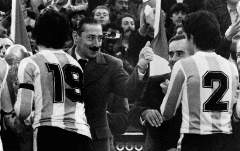 El fútbol en tiempo de Dictadura.