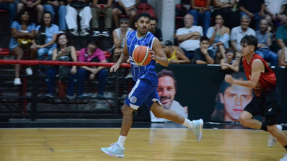 El jugador de básquet celebró su día con maratón de partidos en el Vendimia