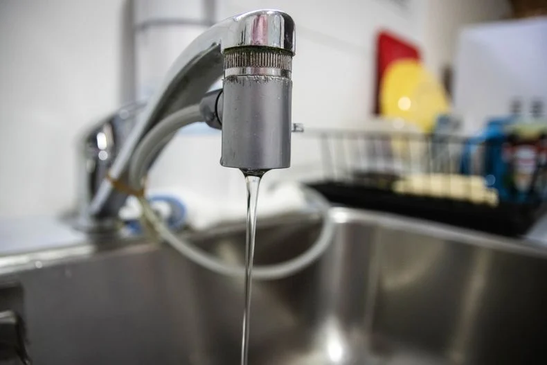 Confirmaron un importante corte de agua en Mendoza.