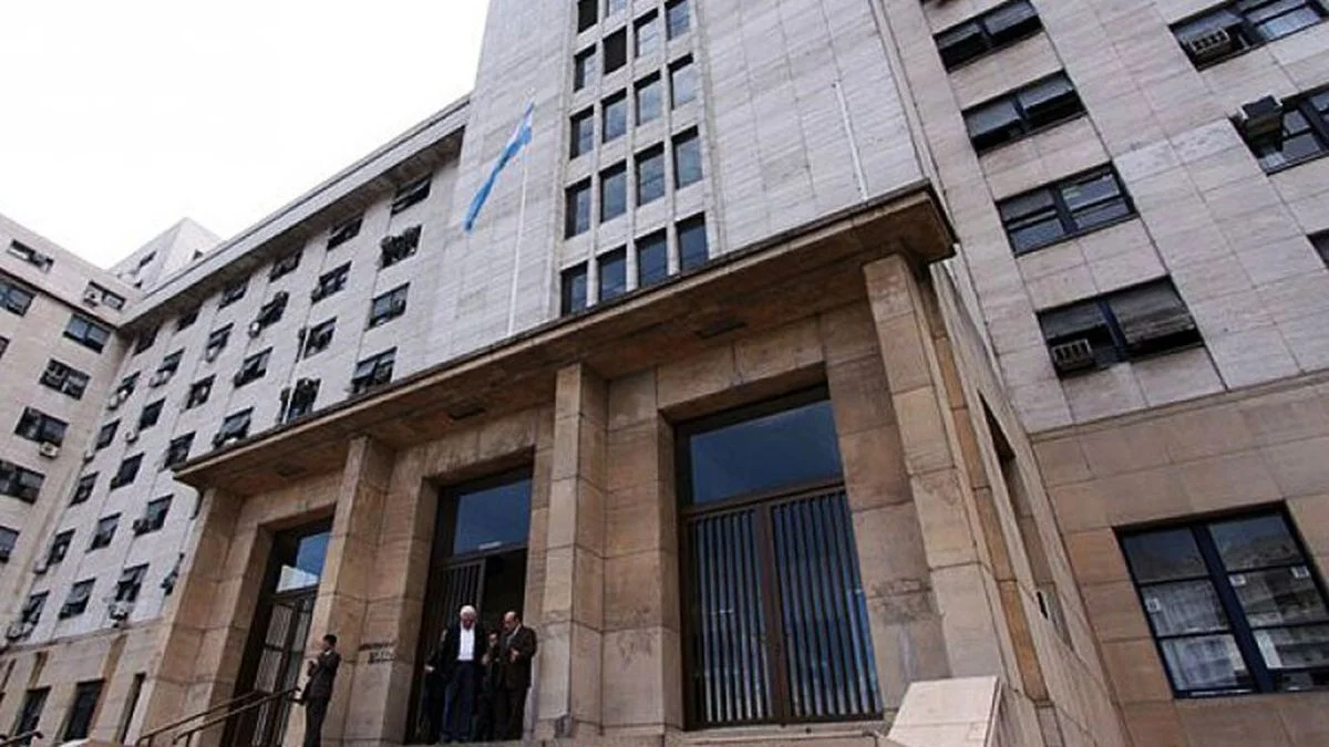 Cómo funcionaba la organización condenada por lavado de dinero en Mendoza con propiedades y autos