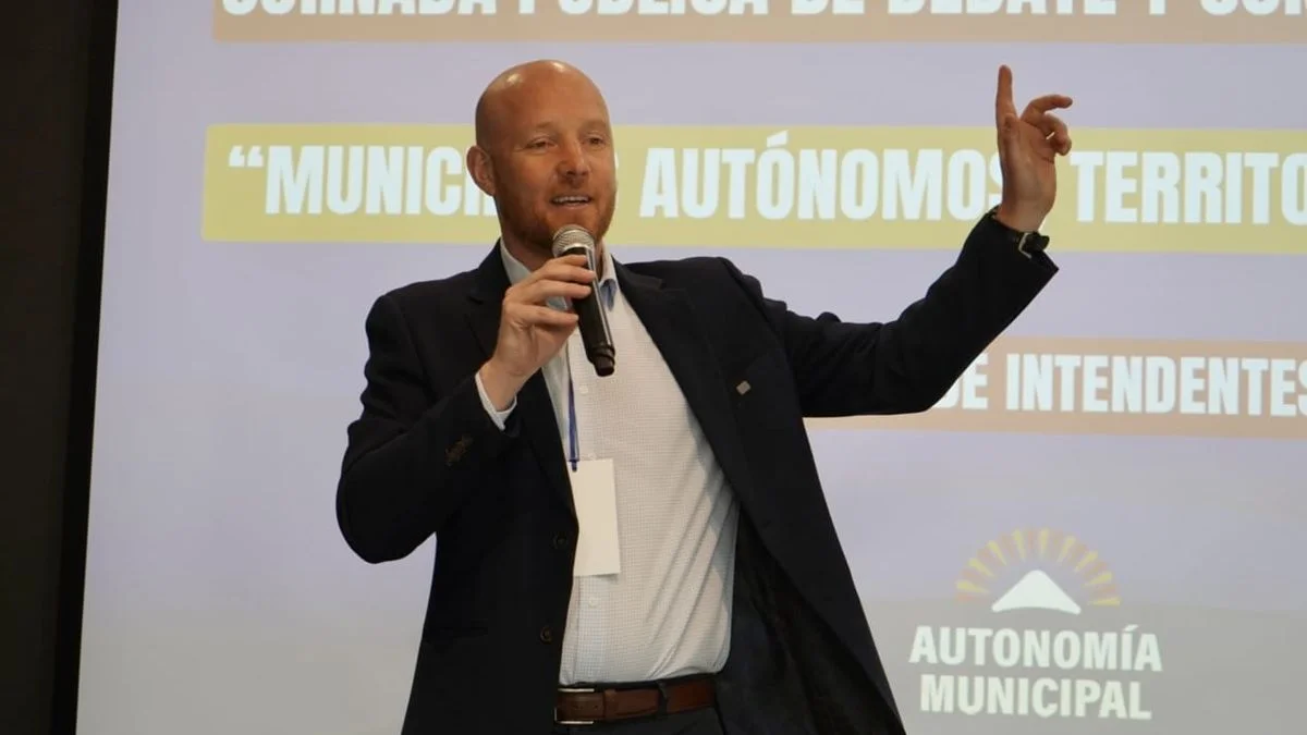 Piden que Mendoza cumpla con la autonomía municipal pendiente desde hace 30 años