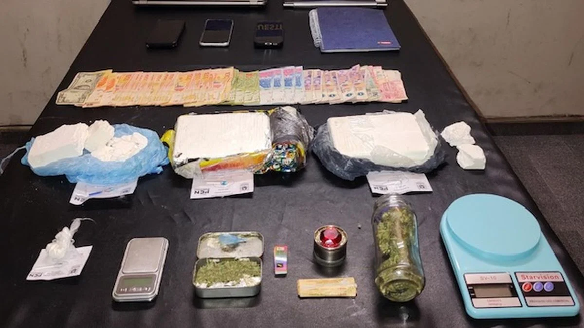 Desarticulan dos kioscos de droga en Mendoza: hay tres detenidos
