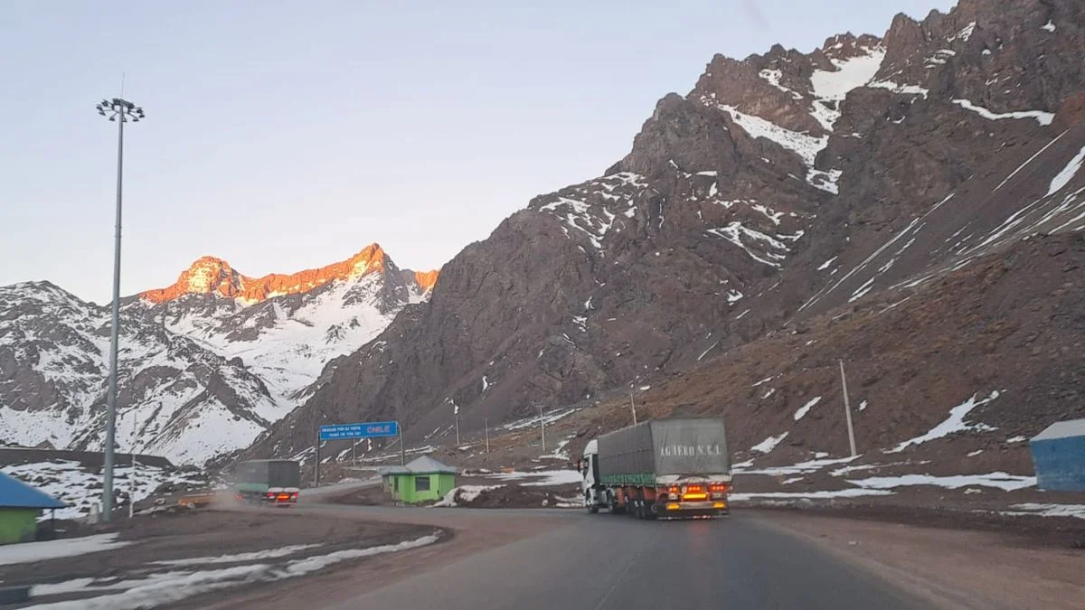 Cuáles son las recomendaciones a conductores que transiten por la zona cordillerana