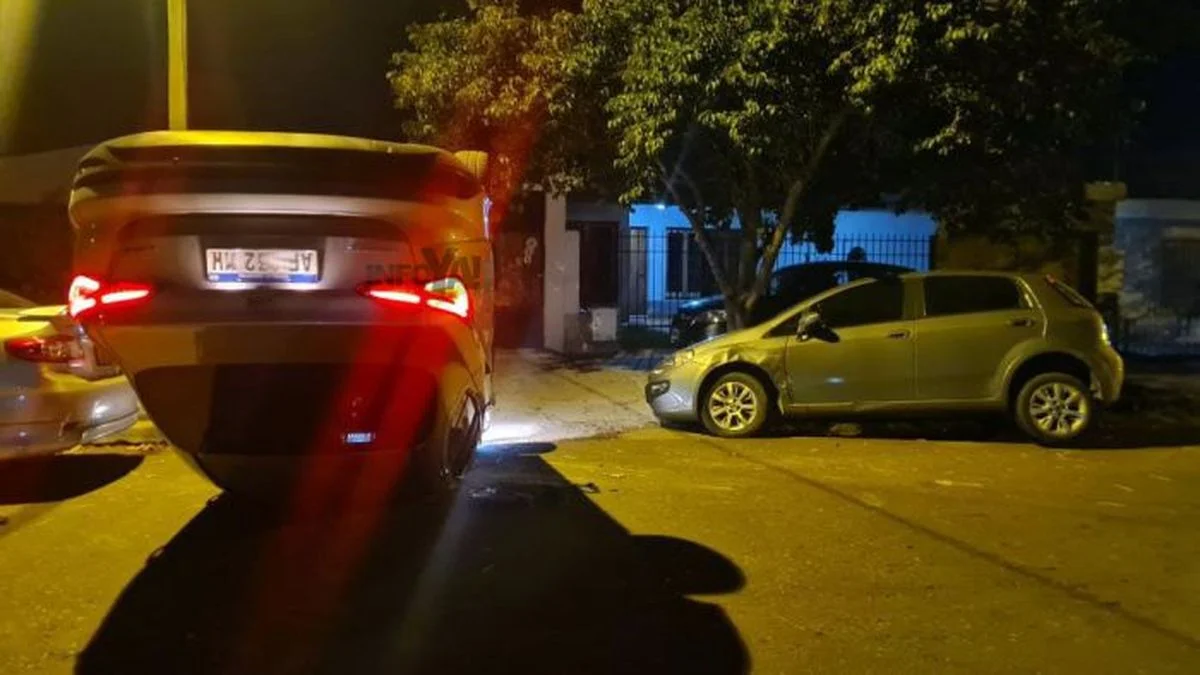Un efectivo de la Policía de Mendoza fue detenido borracho en San Rafael: choque múltiple, vuelco y sumario