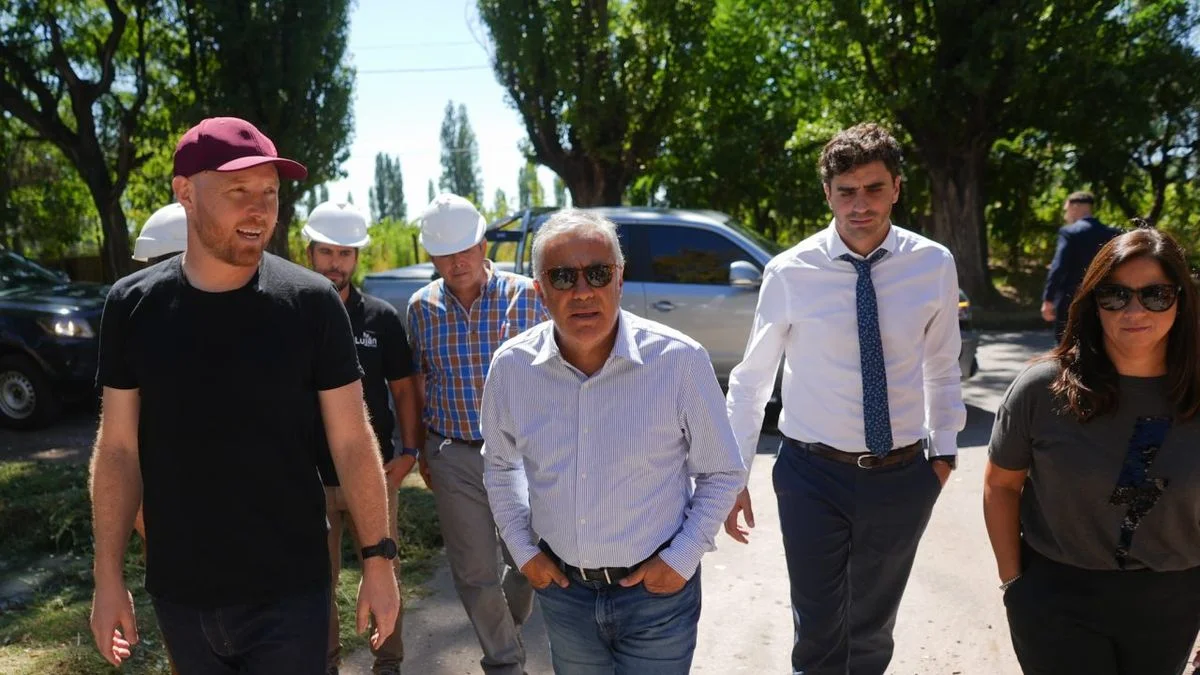 Cornejo se metió de lleno en la campaña por las municipales del 22 febrero: estuvo con Allasino en Luján