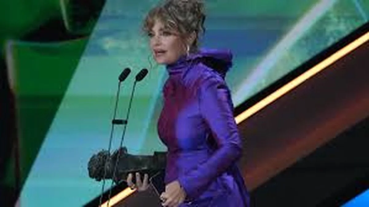 Dolores Fonzi en los Goya: "Vengo del futuro, de un país donde el presidente puso en venta el agua"