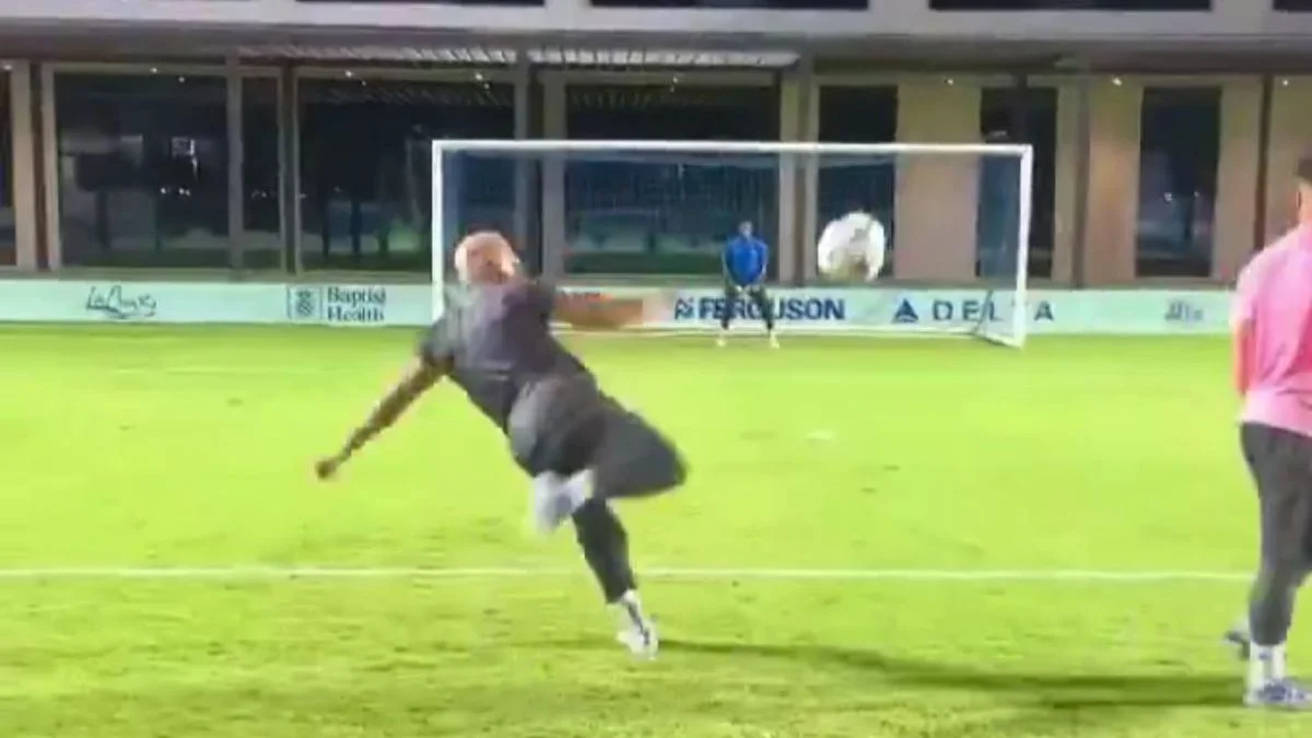 ¡Locura total! El golazo de volea del guardaespaldas de Messi que se hizo viral y nadie puede creer