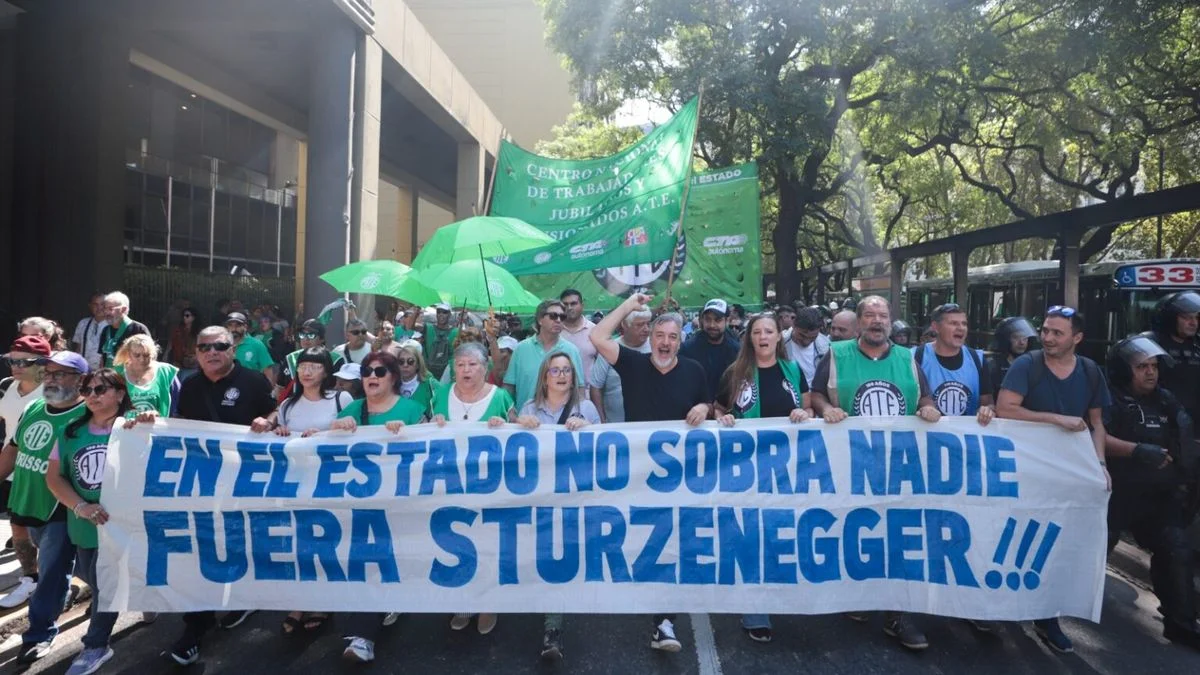 Se filtró el borrador del decreto de Milei que degrada al INTI, al INTA y al INV