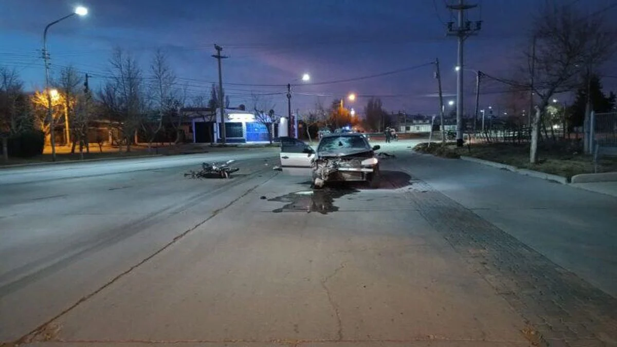Murió una motociclista tras chocar contra un auto en Malargüe