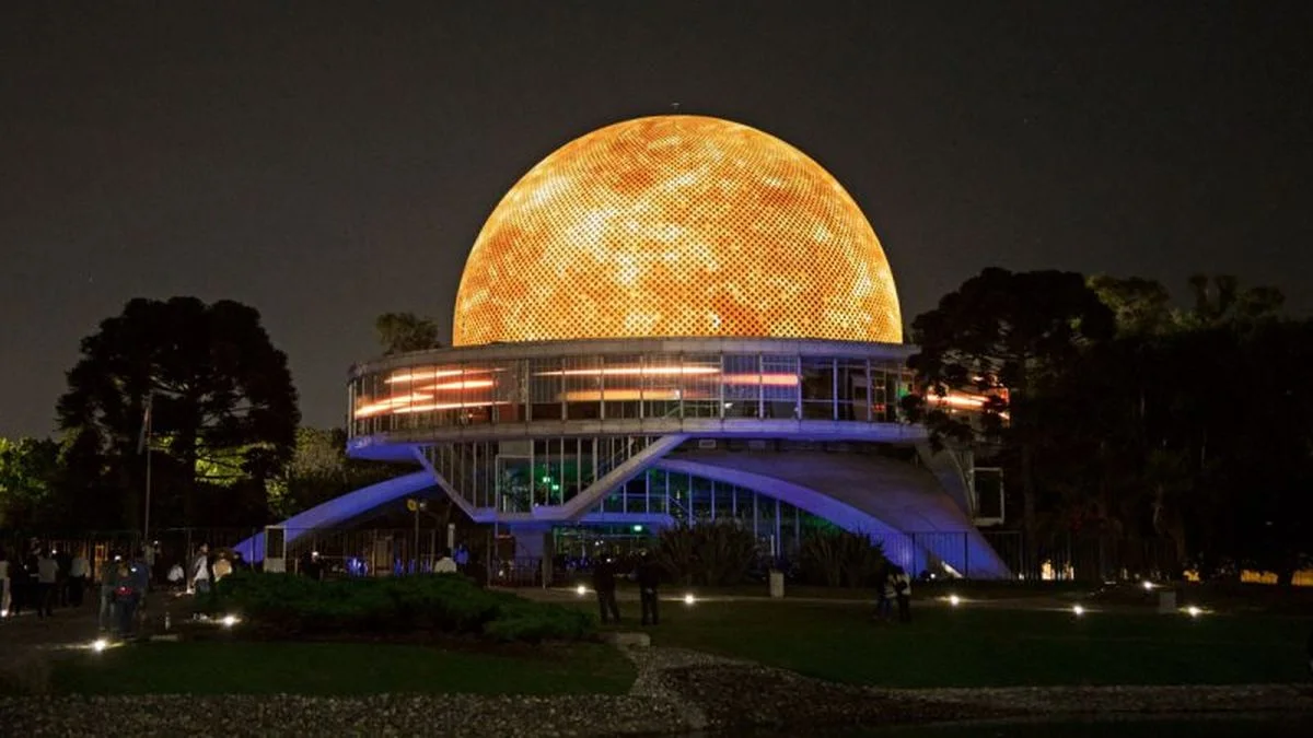Referentes de la Astronomía piden cancelar un evento de astrología en el Planetario