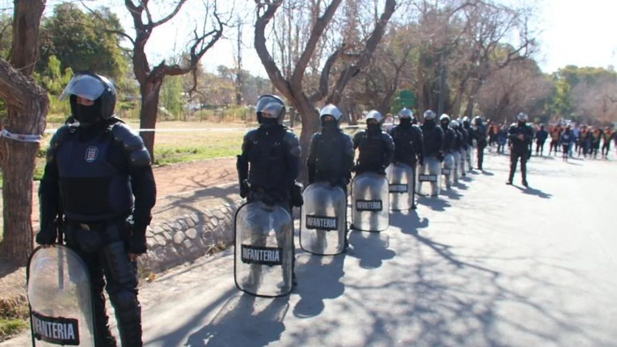 Con la vuelta del público al Malvinas, refuerzan la seguridad en el partido entre Godoy Cruz y Sportivo Luqueño