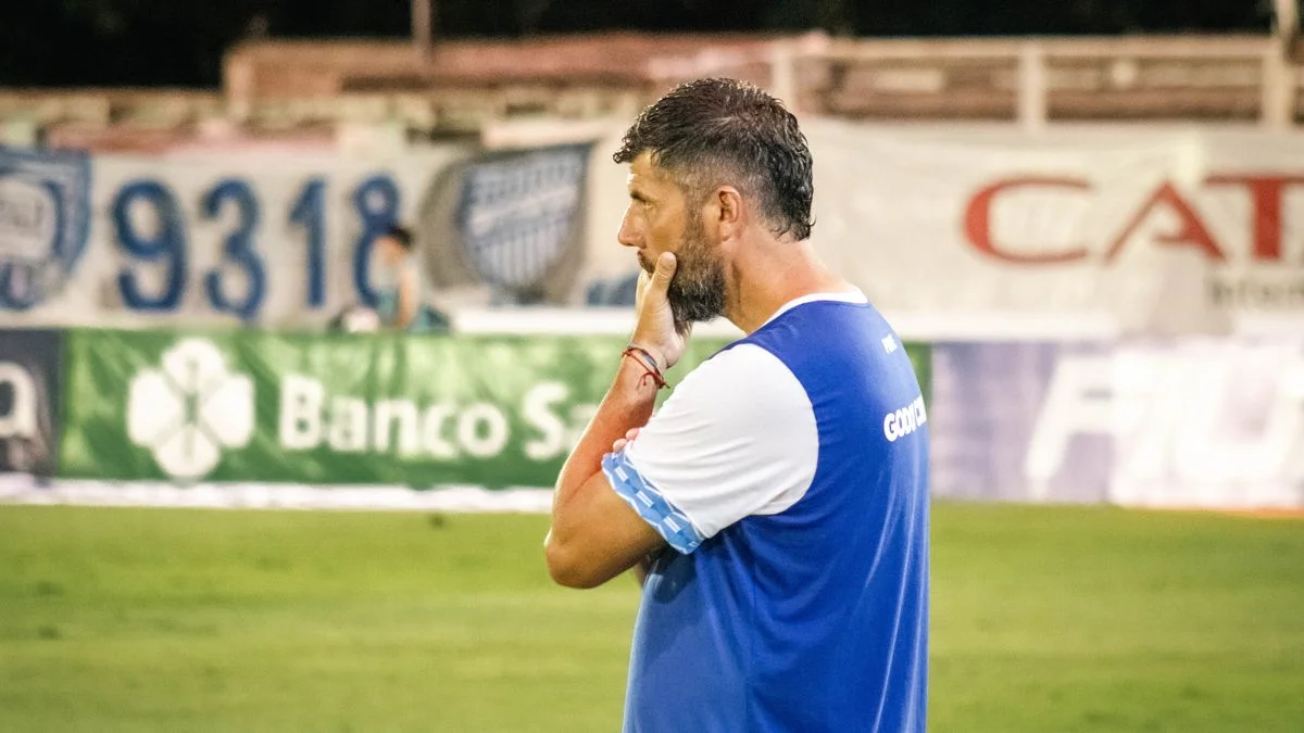 El drástico cambio que Ernesto Pedernera analiza a horas de recibir a River en el Malvinas Argentinas