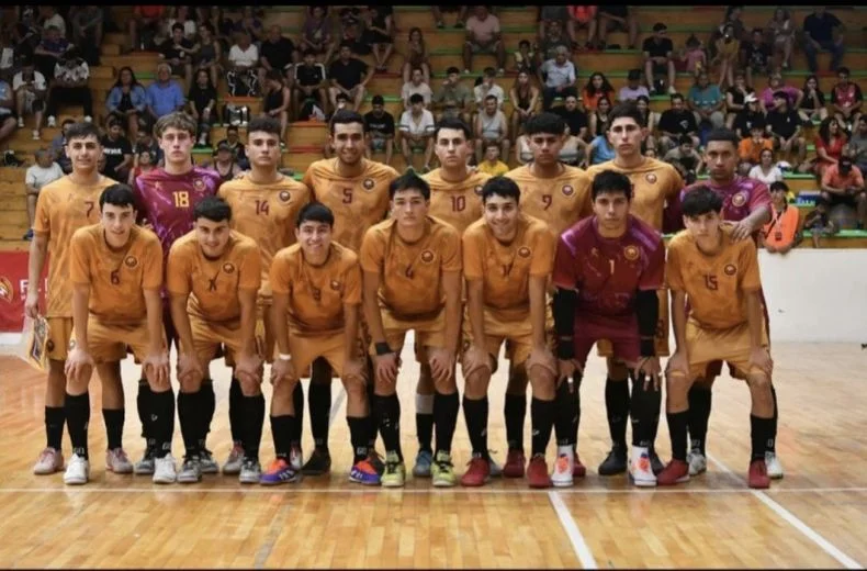 Mendoza, siempre candidato en el fútbol de salón.