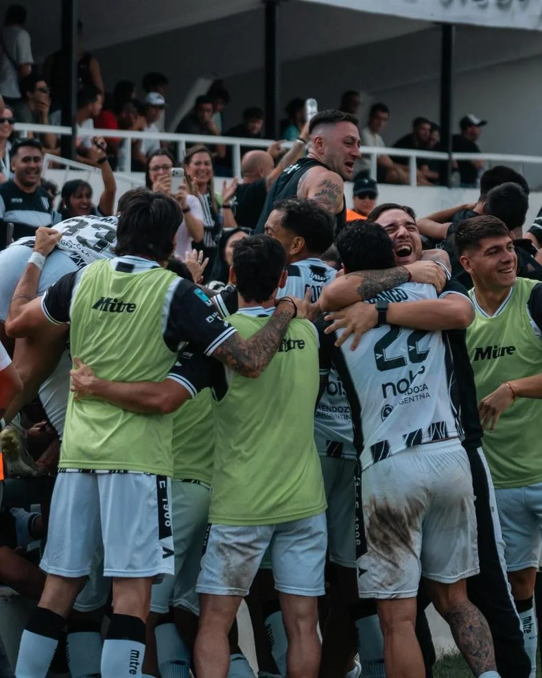 Gimnasia venció a Vélez en un partidazo por 3-2.