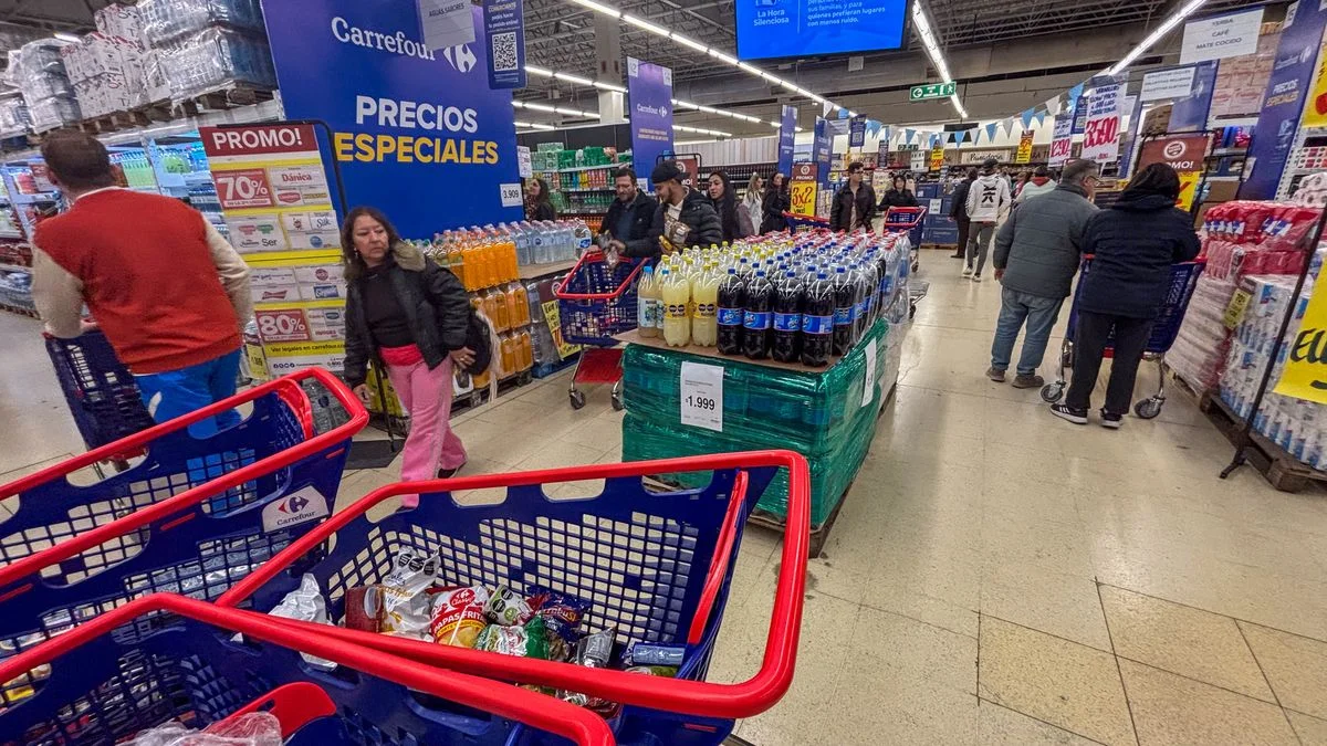 El experto que denunció la manipulación de datos del INDEC explica porqué las familias no llegan a fin de mes