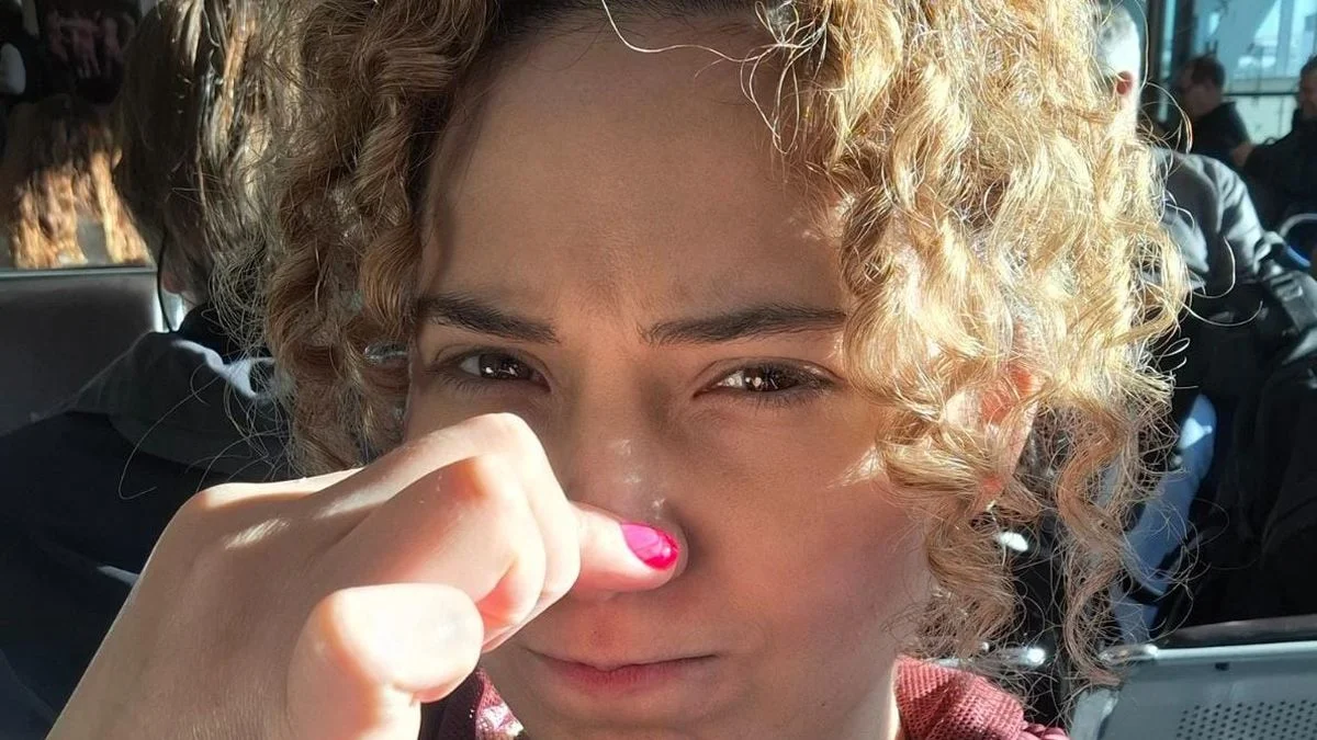 Noche de furia de Lourdes Arrieta mientras Milei brincaba en el escenario: "Murió el proyecto"