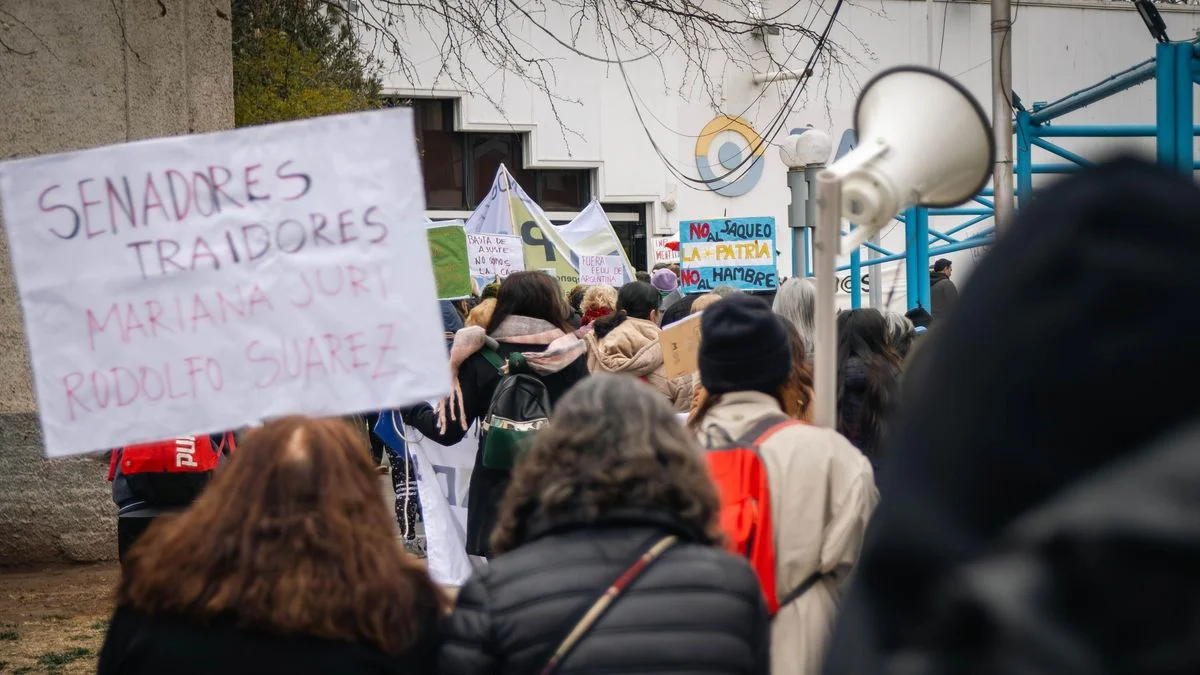 Jubilados vuelven a las plazas en rechazo del veto de Milei contra la moratoria y suba de haberes
