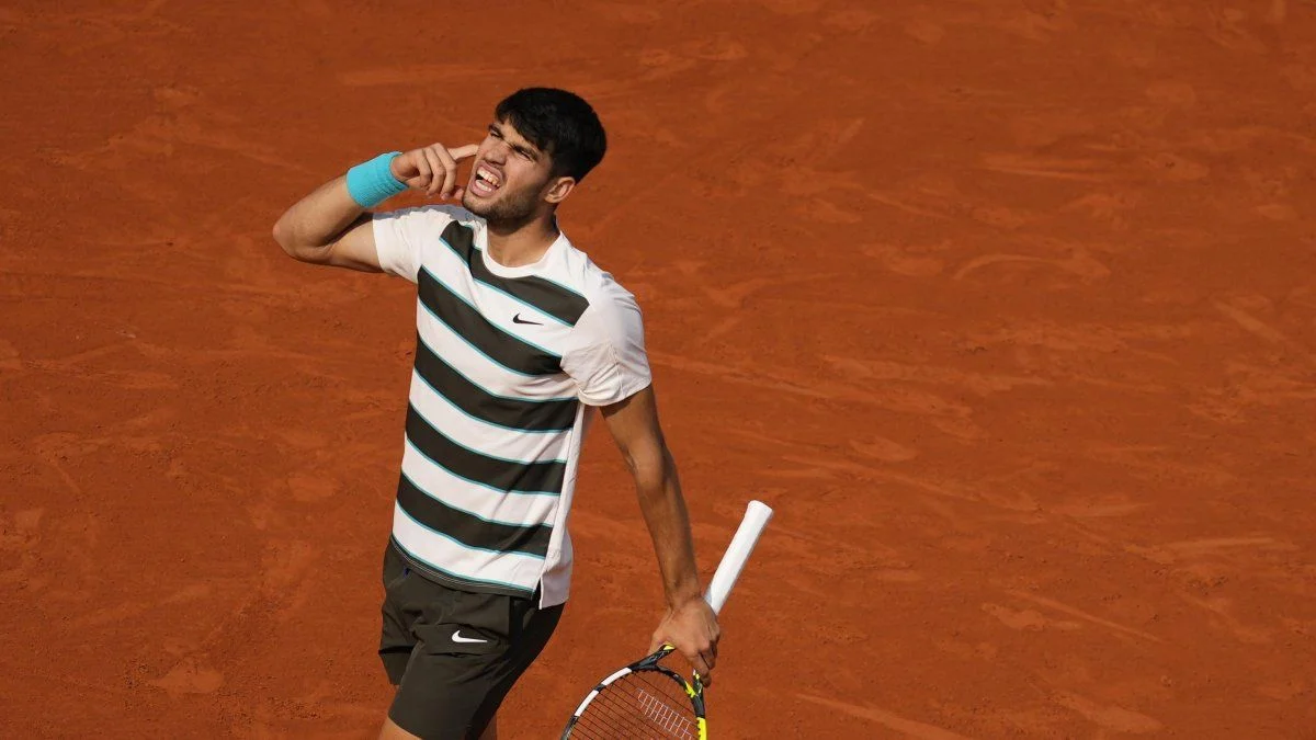 Campeón: Alcaraz remontó una histórica final en Roland Garros y derrotó al #1 del mundo, Sinner