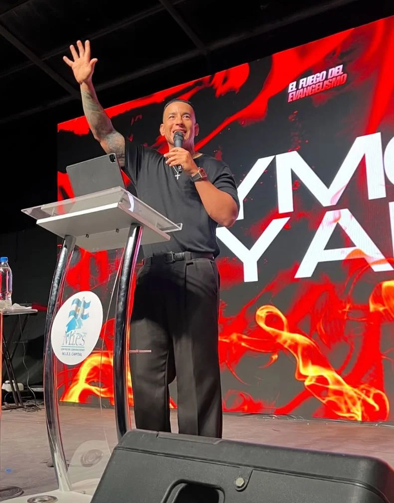 Daddy Yankee volvi&oacute; a los escenarios, pero de una manera muy distinta.