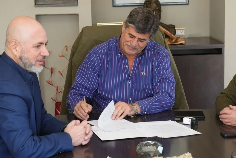Mario Abed, intendente de Jun&iacute;n, se sum&oacute; al programa "Mi Escritura" que impulsa el Gobierno provincial.&nbsp;