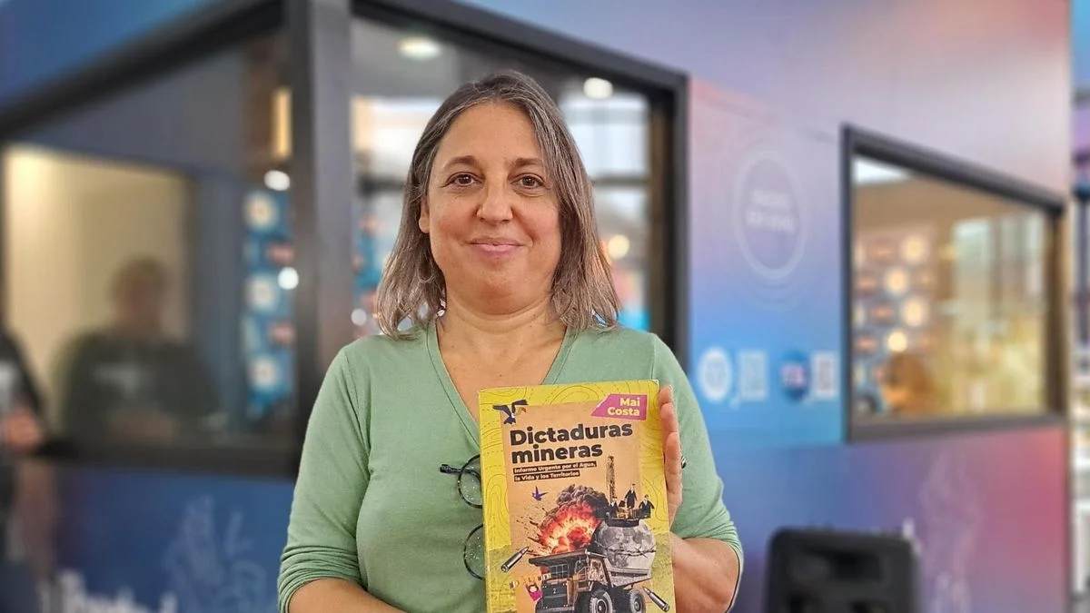 Censura en la Feria del Libro: la autora de "Dictaduras mineras" denunció que la borraron de la grilla