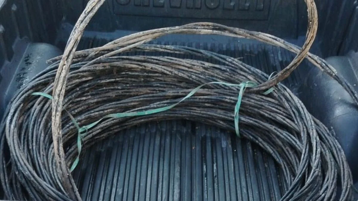 Robo de cables en Palmira: la Policía detuvo a los responsables tras una persecución cerca de un basural