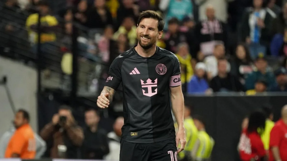¿Lesión o estrategia? La razón del cambio que pidió Lionel Messi