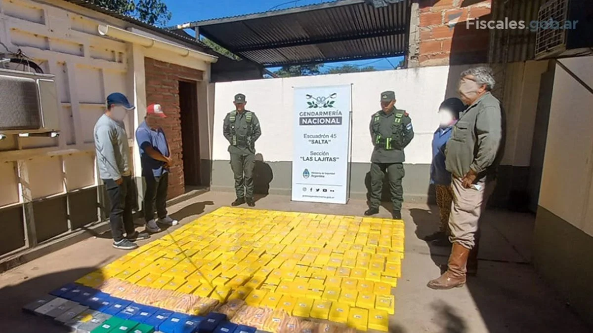 Compartían tutoriales para ocultar cocaína: hay 7 imputados, entre ellos 2 gendarmes, por transporte de droga