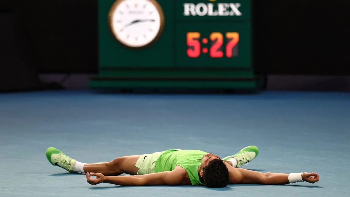 Carlos Alcaraz ganó la semifinal más larga de la historia en Australia y rompió un récord de Rafael Nadal