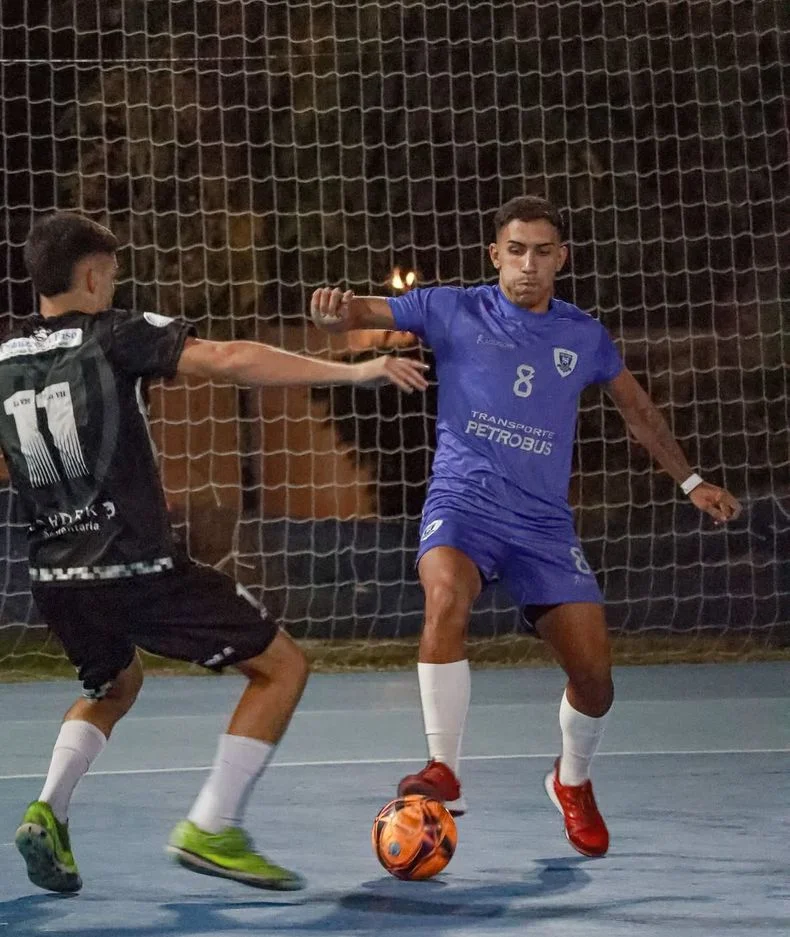 Don Orione tiene puntaje ideal y anima en el arranque del f&uacute;tbol de sal&oacute;n.