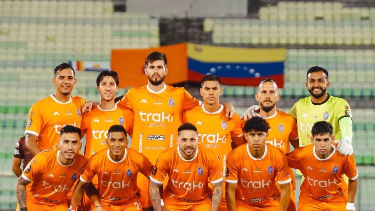 ¿Qué es Deportivo La Guaira, la sorpresa del grupo de Independiente Rivadavia?