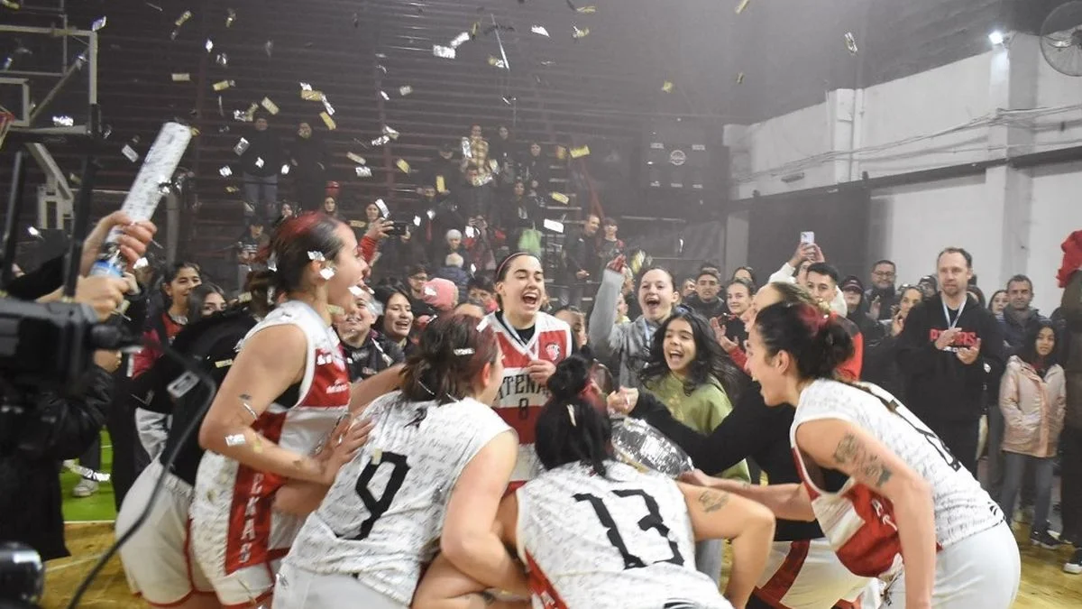 Atenas se quedó con el tercer juego y es el campeón del Apertura de básquet