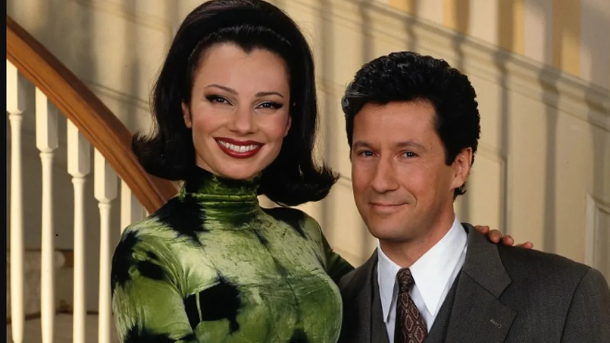 Fran Drescher recibió su estrella en el Paseo de la Fama de Hollywood