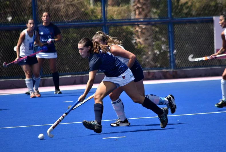 El Vendimia de hockey sobre c&eacute;sped de damas tendr&aacute; final mendocina.