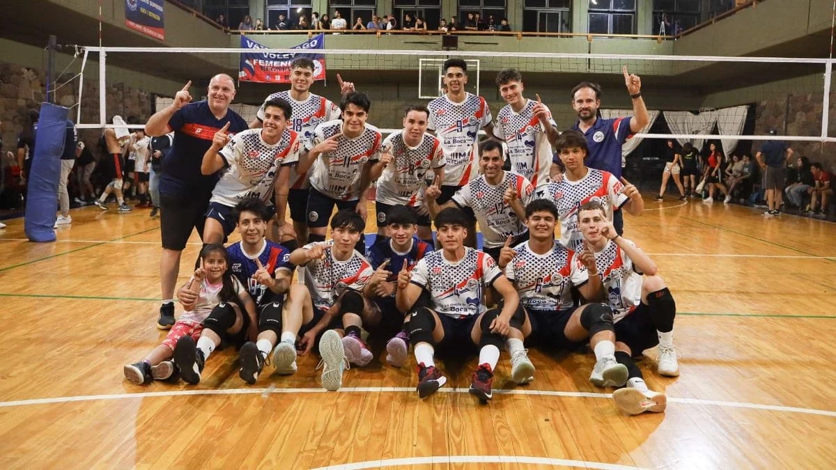 Vóley: Regatas y un fin de año lleno de gloria